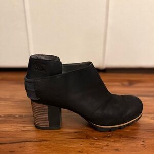 Sorel Addington Strap Boot